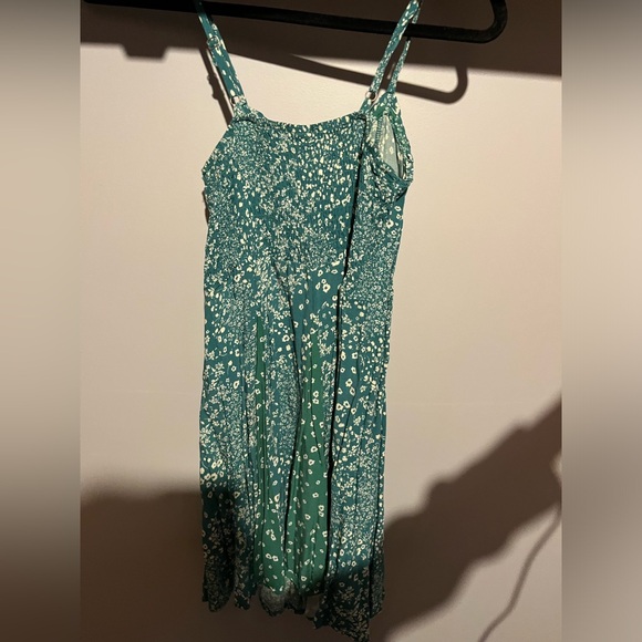 Green floral mini dress from Target (wild fable). Size xs - Picture 2 of 3